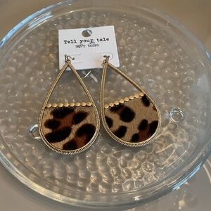 Tell Your Tale Earrings